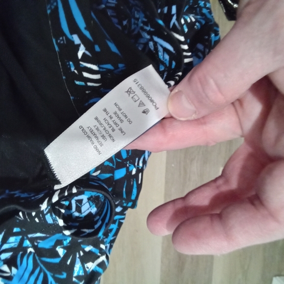 Swimsuits For All Plus Size 20 Blue and Black Tropical Leaf Ruffle Tankini Swim - Picture 9 of 9